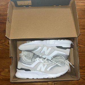 New balance sneakers